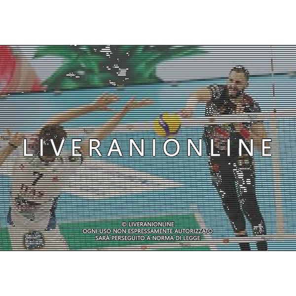 BOLOGNA 22 02 2020 UNIPOL ARENA SEMIFINALE COPPA ITALIA MASCHILE PALLAVOLO LUBE CIVITANOVA-TRENTO VOLLEY 3-2 NELLA FOTO OSMANY JUANTORENA LUBE ©SANNA / AGENZIA ALDO LIVERANI SAS