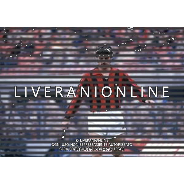 RETROSPETTIVA FRANCESCO VINCENZI CALCIATORE NELLA FOTO FRANCESCO VINCENZI CON LA MAGLIA DEL MILAN CALCIO AG ALDO LIVERANI SAS