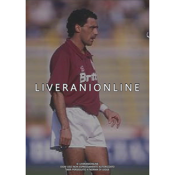 RETROSPETTIVA CARLOS ALBERTO AGUILERA CALCIATORE NELLA FOTO CARLOS ALBERTO AGUILERA CON LA MAGLIA DEL TORINO CALCIO AG ALDO LIVERANI SAS