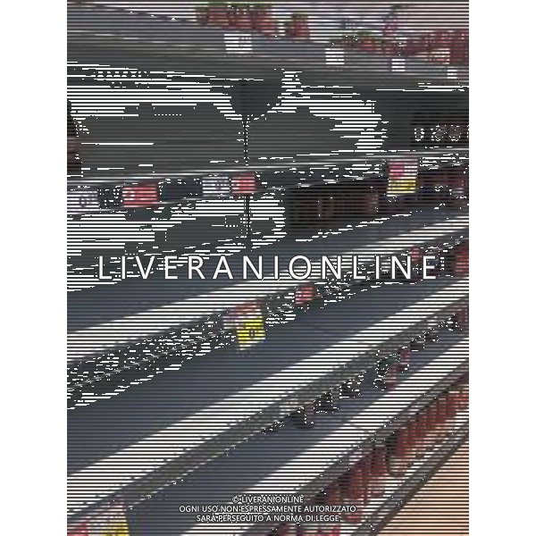24-02-2020 MILANO MAXI SIMPLY VIA POMPEO MARIANI NELLA FOTO ALCUNI SCAFFALI DEL SUPERMERCATO RIMASTI VUOTI DOPO LA CORSA AGLI ACQUISTI DA PARTE DELLA POPOLAZIONE IN MERITO ALLA SITUAZIONE DEL CORONAVIRUS AG ALDO LIVERANI SAS
