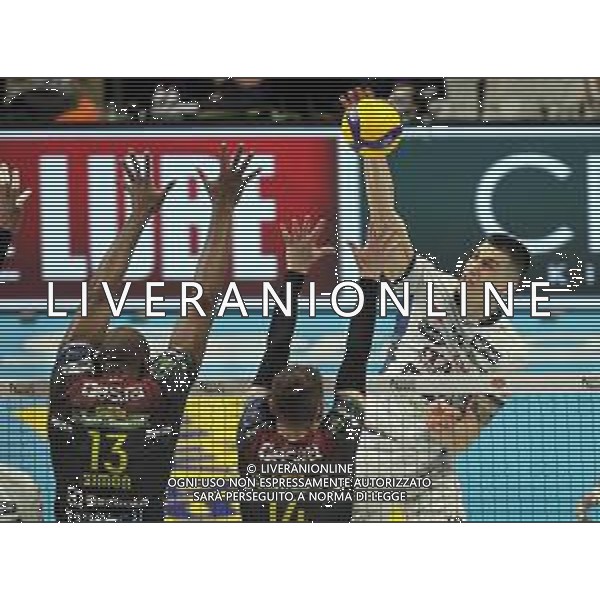 BOLOGNA 22 02 2020 COPPA ITALIA PALLAVOLO MASCHILE SEMIFINALE LUBE CIVITANOVA-TRENTO 3-2 NELLA FOTO KLEMEN CEBULJ ©SANNA / AGENZIA ALDO LIVERANI SAS