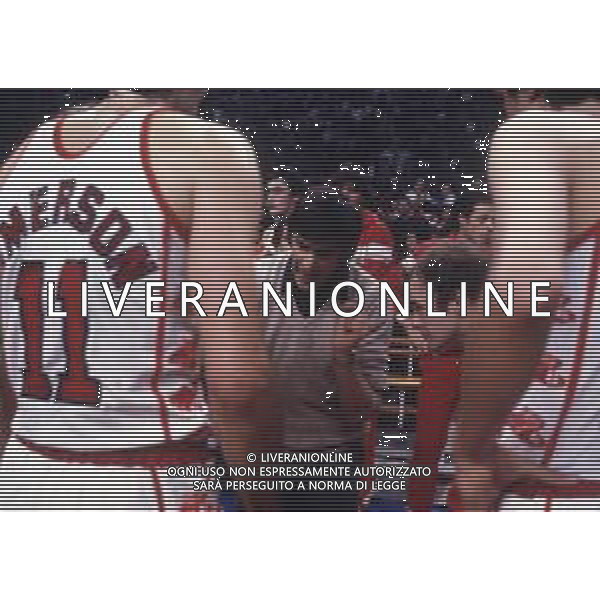 RETROSPETTIVA ALDO OSSOLA BASKET NELLA FOTO ALDO OSSOLA CON L\'ALLENATORE RUSCONI EDOARDO AG ALDO LIVERANI SAS