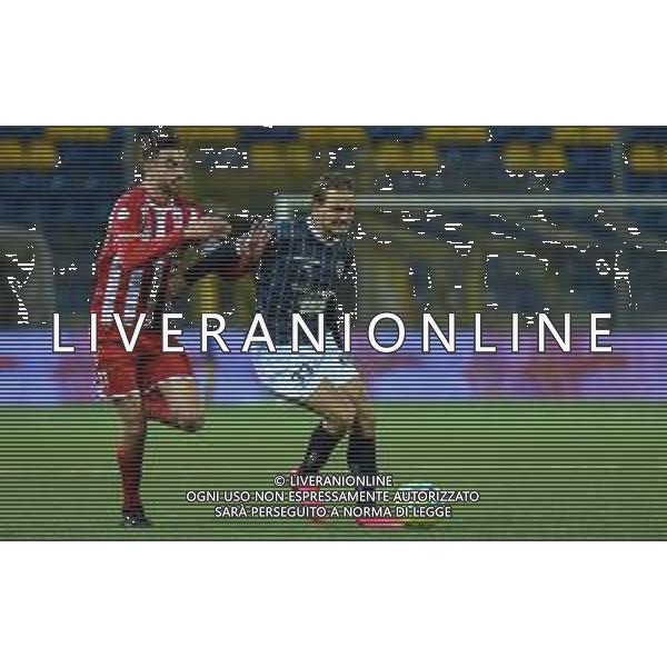 Campionato di Calcio Serie C - Lega Pro 2019/2020 Cava dei Tirreni, Italia 26/02/2020 Cavese vs Rende Nella foto: Danilo Bulevardi (33) Cavese 1919 tallonato da Riccardo Rossini (11) Rende Calcio 1968 FOTO ANDREA D\'AMICO-ALESSIO MARINI-AG ALDO LIVERANI SAS