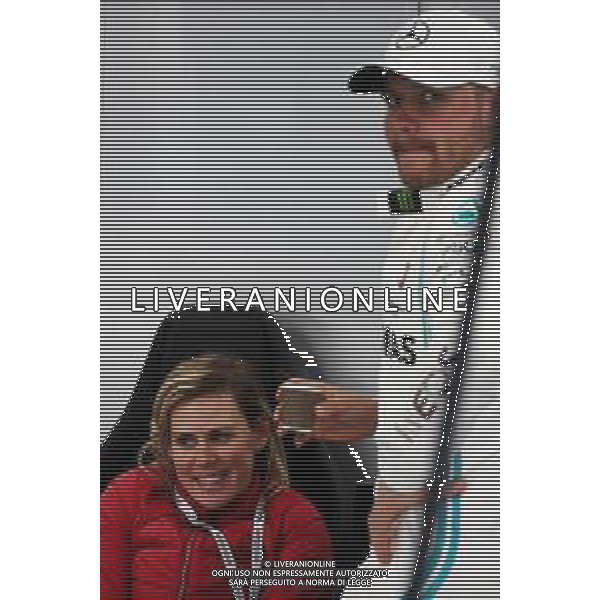 Valtteri Bottas (FIN) Mercedes AMG F1 with his girlfriend Tiffany Cromwell (AUS) Professional Cyclist. 27.02.2020. Formula One Testing, Day Two, Barcelona, Spain. Thursday. / AGENZIA ALDO LIVERANI SAS - ITALY ONLY EDITORIAL USE ONLY - TEST F1 DAY 2 BARCELLONA SPAGNA 27.02.2020