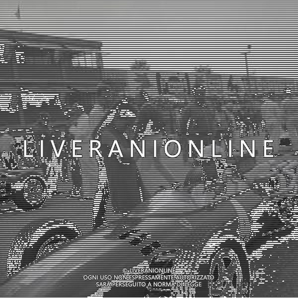1966 MONZA FILM GRAND PRIX CON YVES MONTAND NELLA FOTO YVES MONTAND AG ALDO LIVERANI SAS