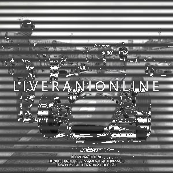 1966 MONZA FILM GRAND PRIX CON YVES MONTAND NELLA FOTO YVES MONTAND AG ALDO LIVERANI SAS