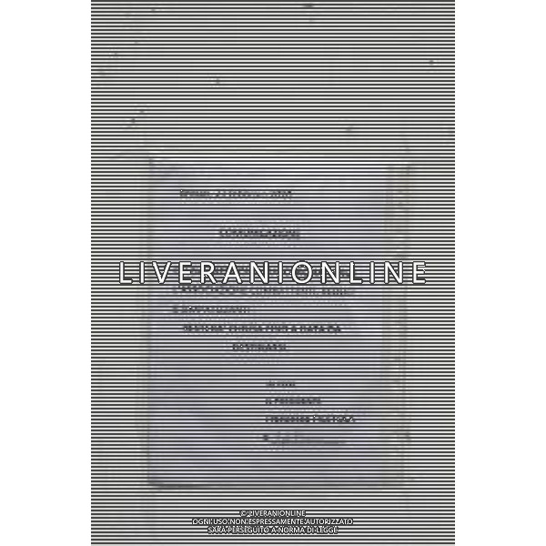 Bresso ( MI ) 29/02/2020 Sospetto di Coronavirus a Bresso in provincia di Milano chiuso il Bar Libertas, dove una personata e stata trovata infetta proveniente da Niguarda (Mi) foto: Esposto per la Associazione Nazionale Combattenti e Reduci, che obbliga la chiusura per sospetto contagio dal virus PH Lauro Montagnini / AGENZIA ALDO LIVERANI SAS