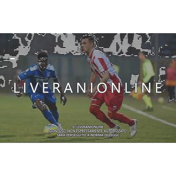 Campionato di Calcio Serie C - Lega Pro 2019/2020 Pagani, Italia 01/03/2020 Paganese vs Teramo Nella foto: Riccardo Cappa (23) Teramo Calcio 1913 tallonato da Abou Diop (11) Paganese Calcio 1926 FOTO ANDREA D\'AMICO-ALESSIO MARINI-AG ALDO LIVERANI SAS