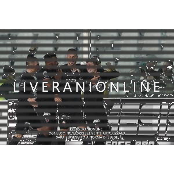 Pescara - Ascoli Campionato di Calcio Serie BKT 01/03/2020 nella foto: esultanza ascoli dopo il goal ©Claudio Zamagni/Agenzia Aldo Liverani s.a.s ascoli celebrates after scoring a goal during Italian Serie BKT soccer match between Pescara and Ascoli at Adriatico Giovanni Cornacchia Stadium in pescara on March 01 2020 photo credit by Claudio Zamagni/Aldo Liverani Photo Agency / AGENZIA ALDO LIVERANI SAS