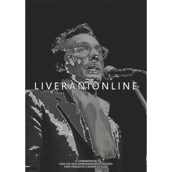 RETROSPETTIVA ENZO JANNACCI IN CONCERTO AL TEATRO CIAK DI MILANO NELL\'ANNO 1983 NELLA FOTO ENZO JANNACCI AG ALDO LIVERANI SAS