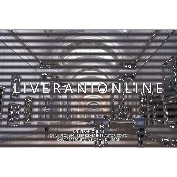 VEDUTA INTERNO DEL MUSEO DEL LOUVRE A PARIGI, IN FRANCIA 1985 - RETROSPETTIVA ©Archivio Giovanni Liverani / ARCHIVIO GIOVANNI LIVERANI SAS