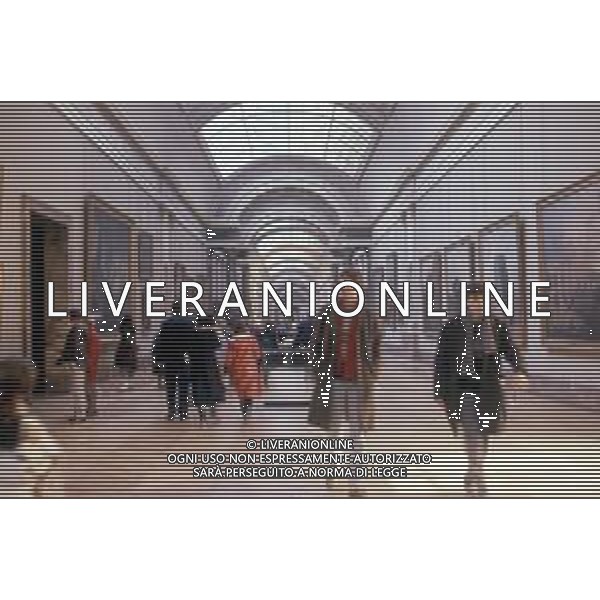 VEDUTA INTERNO DEL MUSEO DEL LOUVRE A PARIGI, IN FRANCIA 1985 - RETROSPETTIVA ©Archivio Giovanni Liverani / ARCHIVIO GIOVANNI LIVERANI SAS