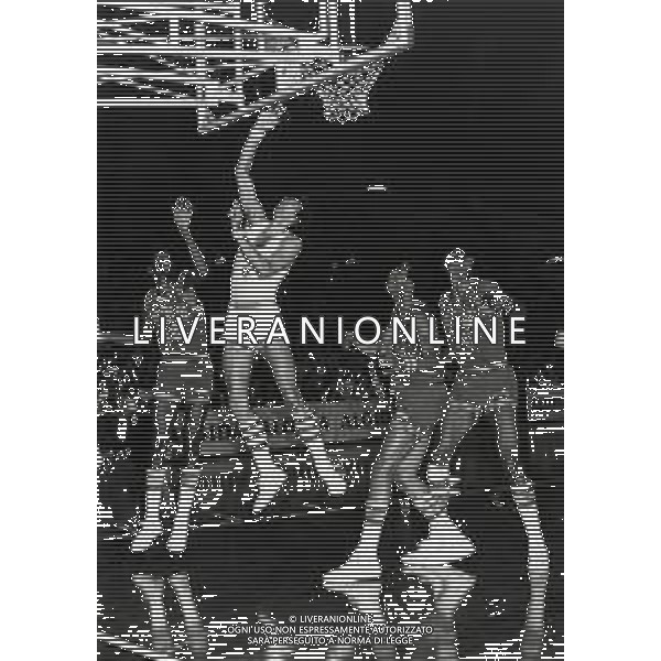 RETROSPETTIVA RENZO BARIVIERA BASKET NELLA FOTO RENZO BARIVIERA AG ALDO LIVERANI SAS