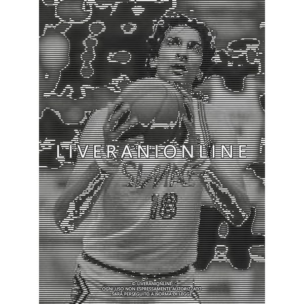 RETROSPETTIVA RENZO BARIVIERA BASKET NELLA FOTO RENZO BARIVIERA CON LA MAGLIA DELLA SIMAC MILANO AG ALDO LIVERANI SAS