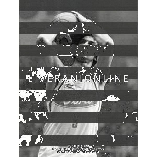RETROSPETTIVA RENZO BARIVIERA BASKET NELLA FOTO RENZO BARIVIERA CON LA MAGLIA DELLA FORD CANTU\' AG ALDO LIVERANI SAS