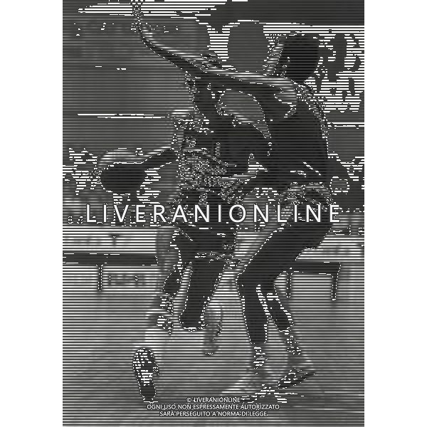 RETROSPETTIVA RENZO BARIVIERA BASKET NELLA FOTO RENZO BARIVIERA CON LA MAGLIA DELL\'ULTRA RAPIDA SQUIBB CANTU\' AG ALDO LIVERANI SAS