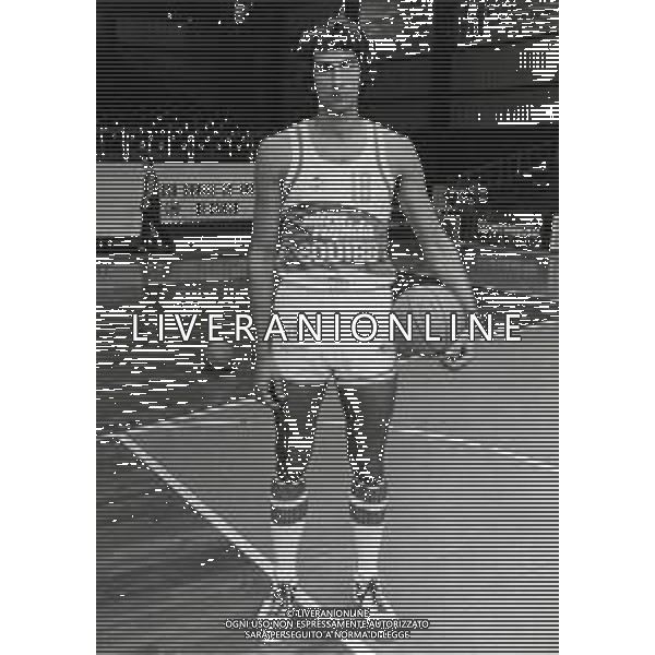 RETROSPETTIVA RENZO BARIVIERA BASKET NELLA FOTO RENZO BARIVIERA CON LA MAGLIA DELL\'ULTRA RAPIDA SQUIBB CANTU\' AG ALDO LIVERANI SAS