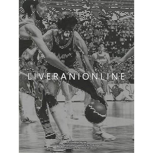RETROSPETTIVA RENZO BARIVIERA BASKET NELLA FOTO RENZO BARIVIERA CON LA MAGLIA DELLA SIMAC MILANO AG ALDO LIVERANI SAS