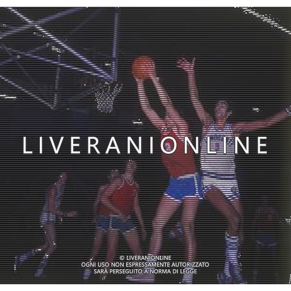 RETROSPETTIVA RENZO BARIVIERA BASKET NELLA FOTO RENZO BARIVIERA AG ALDO LIVERANI SAS
