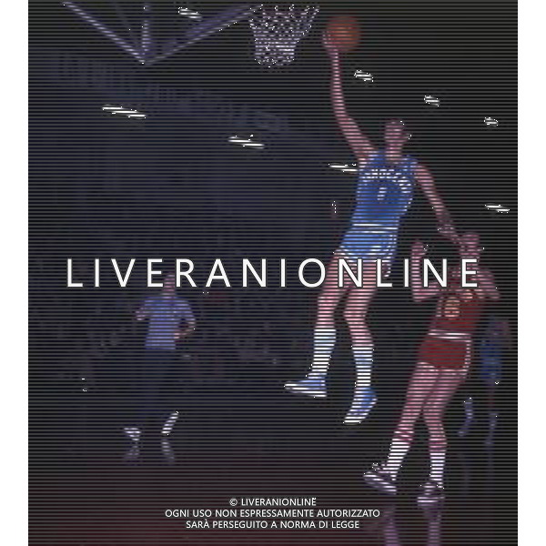 RETROSPETTIVA RENZO BARIVIERA BASKET NELLA FOTO RENZO BARIVIERA CON LA MAGLIA DELL\'INNOCENTI MILANO AG ALDO LIVERANI SAS