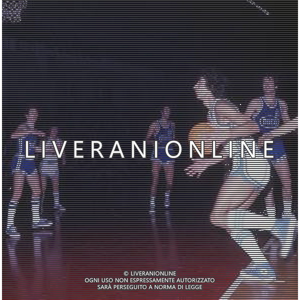 RETROSPETTIVA RENZO BARIVIERA BASKET NELLA FOTO RENZO BARIVIERA CON LA MAGLIA DELL\'INNOCENTI MILANO AG ALDO LIVERANI SAS
