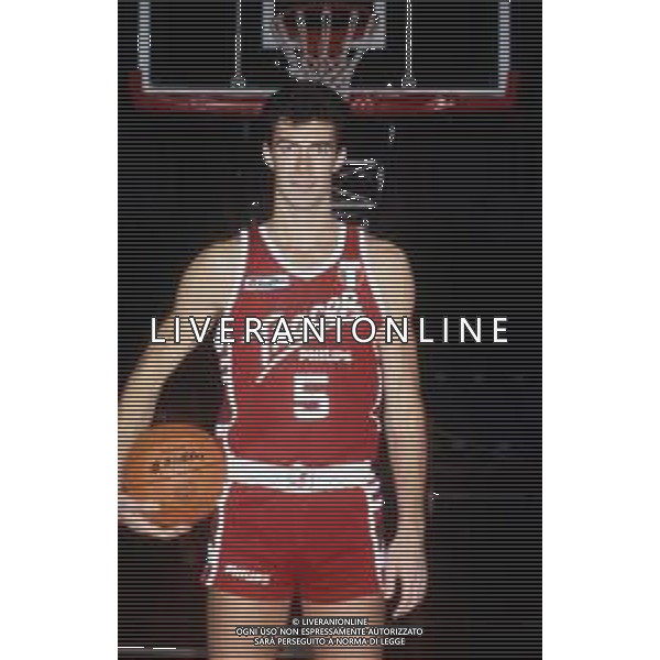 RETROSPETTIVA BARGNA FAUSTO BASKET NELLA FOTO BAGNA FAUSTO CON LA MAGLIA DELLA TRACER MILANO AG ALDO LIVERANI SAS