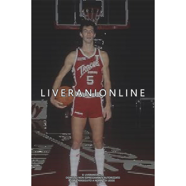 RETROSPETTIVA BARGNA FAUSTO BASKET NELLA FOTO BAGNA FAUSTO CON LA MAGLIA DELLA TRACER MILANO AG ALDO LIVERANI SAS