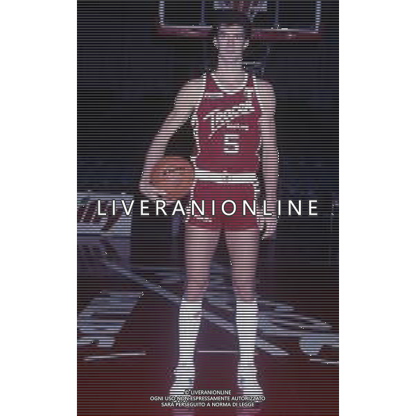 RETROSPETTIVA BARGNA FAUSTO BASKET NELLA FOTO BAGNA FAUSTO CON LA MAGLIA DELLA TRACER MILANO AG ALDO LIVERANI SAS