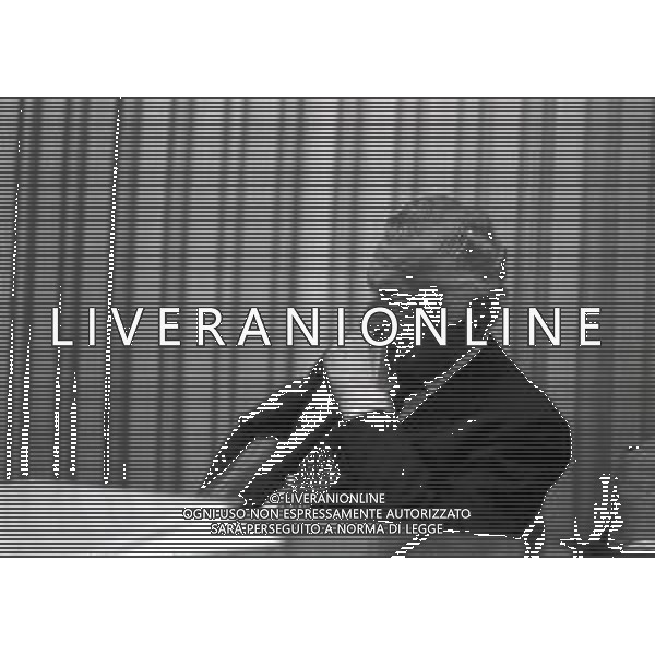 RETROSPETTIVA GIANNI AGNELLI INDUSTRIALE E POLITICO NELLA FOTO GIANNI AGNELLI A MILANO NELL\'ANNO 1976 DOPO LA RIUNIONE IN CONFINDUSTRIA AG ALDO LIVERANI SAS