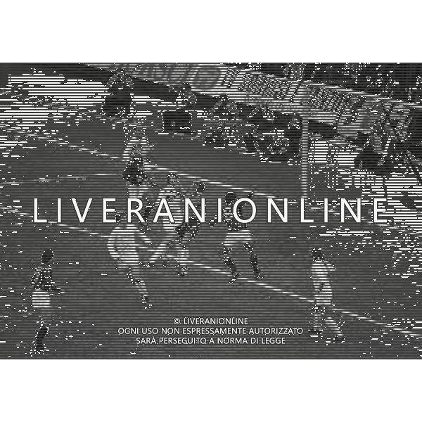 02-01-1983 MILANO CAMPIONATO DI CALCIO SERIE B MILAN REGGIANA 3-0 NELLA FOTO AZIONE DI GIOCO AG ALDO LIVERANI SAS