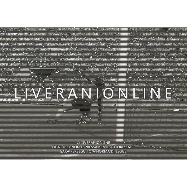 29-05-1983 MILANO-CAMPIONATO DI CALCIO SERIE B MILAN LECCE 4-2 NELLA FOTO GOAL MILAN AG ALDO LIVERANI SAS