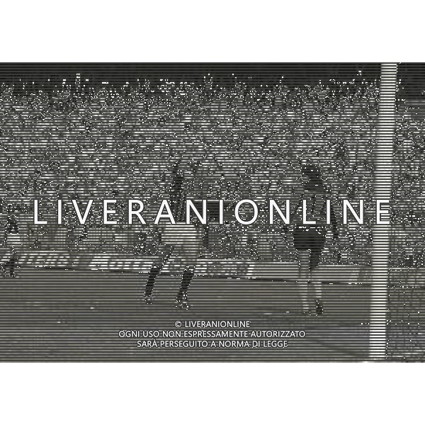 29-05-1983 MILANO-CAMPIONATO DI CALCIO SERIE B MILAN LECCE 4-2 NELLA FOTO ESULTANZA GIUSEPPE INCOCCIATI AG ALDO LIVERANI SAS
