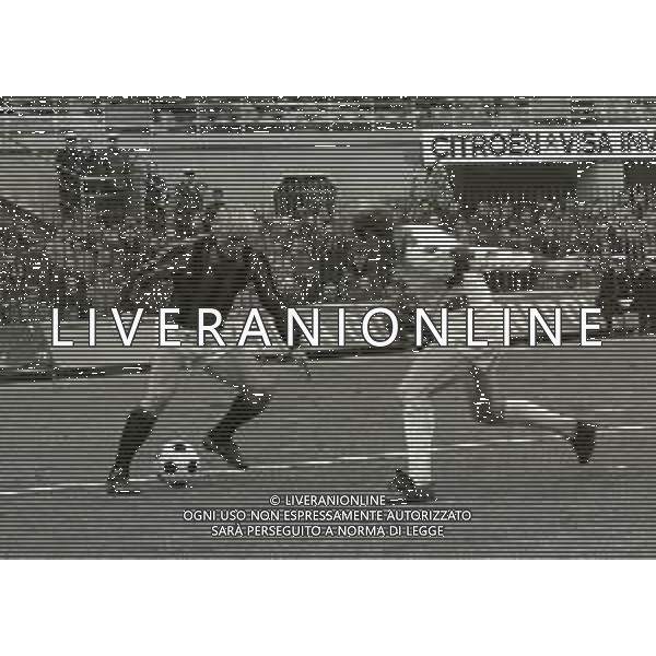 11-01-1981 MILANO CAMPIONATO DI CALCIO SERIE B MILAN RIMINI 3-1 NELLA FOTO RUBEN BURIANI AG ALDO LIVERANI SAS