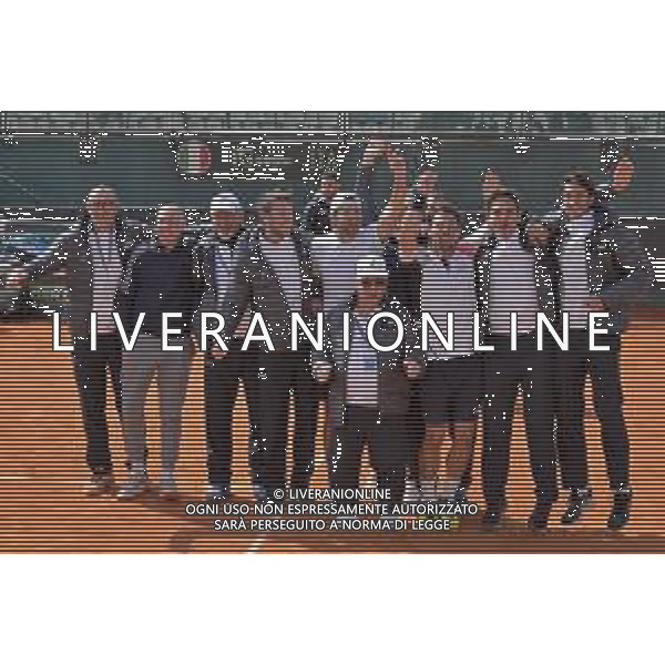 07-03-2020 PLAYOFF COPPA DAVIS ITALIA COREA DEL SUD, ITALIA, SARDEGNA, CAGLIARI, TENNIS CLUB MONTE URPINU. DOPPIO NELLA FOTO: FABIO FOGNINI E SIMONE BOLELLI CON CORRADO BARAZZUTTI - ESULTANZA DOPO AVER VINTO LE QUALIFICAZIONI ©SALVATORE MOI/AGENZIA ALDO LIVERANI SAS. / AGENZIA ALDO LIVERANI SAS