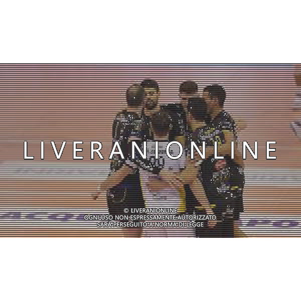 Campionato di Volley Superlega Serie A 2019/2020 Latina, Italia 07/03/2020 Top Volley Latina vs Calzedonia Verona Nella foto: esultanza Calzedonia Verona FOTO LUIGI MARIANI-ALESSIO MARINI-AG ALDO LIVERANI SAS