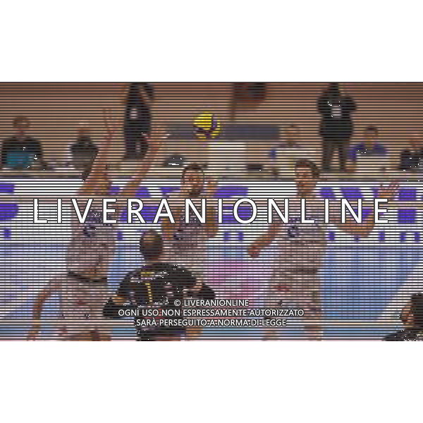 Campionato di Volley Superlega Serie A 2019/2020 Latina, Italia 07/03/2020 Top Volley Latina vs Calzedonia Verona Nella foto: muro Top Volley Cisterna FOTO LUIGI MARIANI-ALESSIO MARINI-AG ALDO LIVERANI SAS