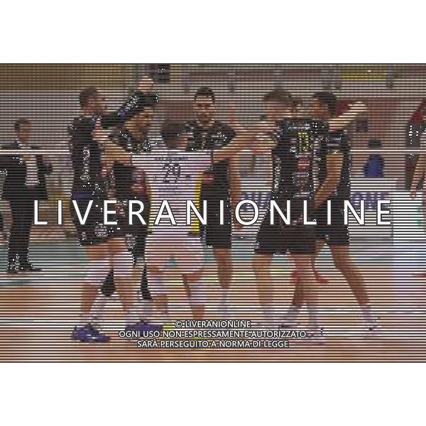 Campionato di Volley Superlega Serie A 2019/2020 Latina, Italia 07/03/2020 Top Volley Latina vs Calzedonia Verona Nella foto: esultanza Calzedonia Verona FOTO LUIGI MARIANI-ALESSIO MARINI-AG ALDO LIVERANI SAS
