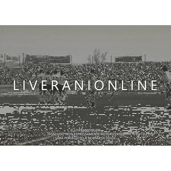 05-01-1986 CREMONA CAMPIONATO DI CALCIO SERIE B CREMONESE CESENA 3-2 NELLA FOTO AZIONE DI GIOCO AG ALDO LIVERANI SAS