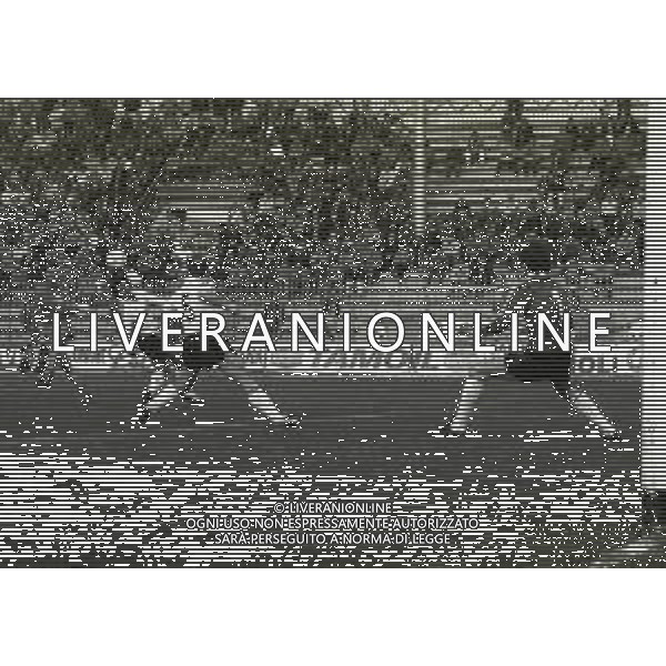 05-01-1986 CREMONA CAMPIONATO DI CALCIO SERIE B CREMONESE CESENA 3-2 NELLA FOTO AZIONE DI GIOCO AG ALDO LIVERANI SAS