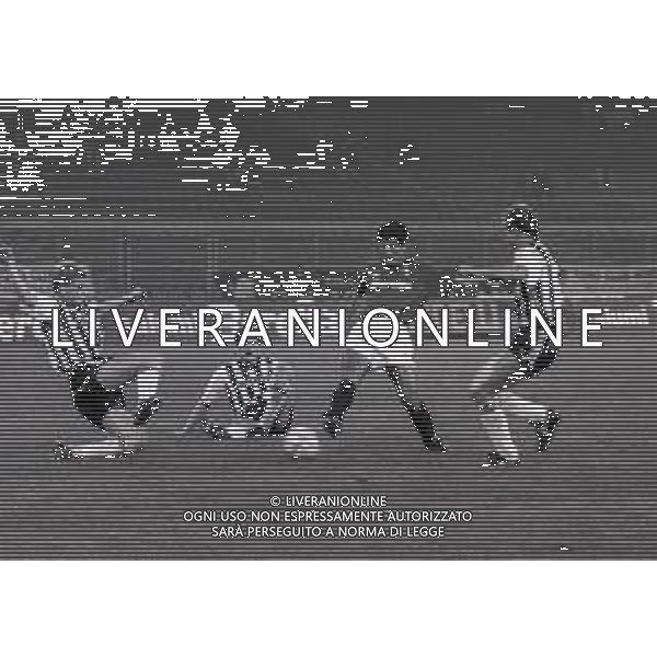 02-10-1991 TORINO TRENTADUESIMI DI FINALE COPPA UEFA TORINO-KR REYKJAVIK 6-1 NELLA FOTO VINCENZO SCIFO AG ALDO LIVERANI SAS