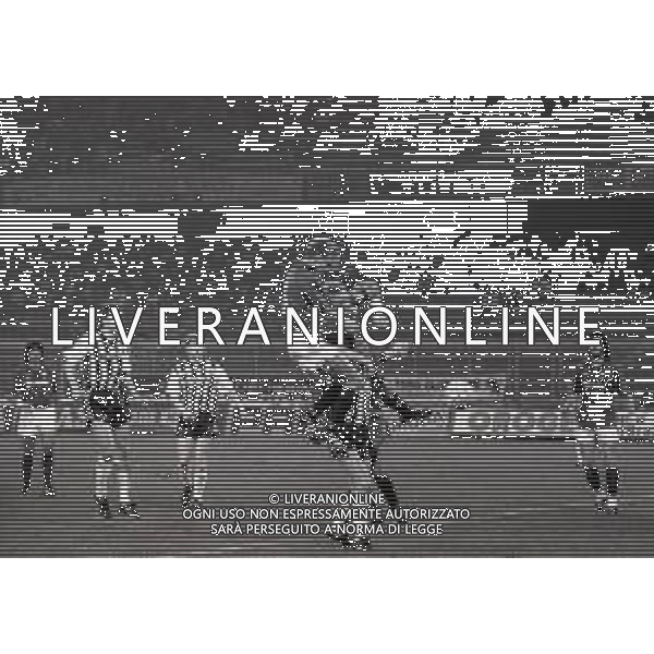 02-10-1991 TORINO TRENTADUESIMI DI FINALE COPPA UEFA TORINO-KR REYKJAVIK 6-1 NELLA FOTO AZIONE DI GIOCO AG ALDO LIVERANI SAS