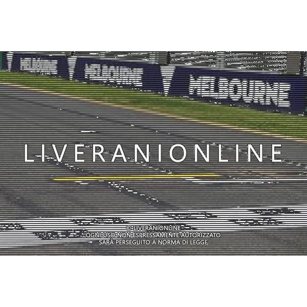 Circuit atmosphere - grid markings. 11.03.2020. Formula 1 World Championship, Rd 1, Australian Grand Prix, Albert Park, Melbourne, Australia, Preparation Day. AG ALDO LIVERANI SAS-ONLY ITALY