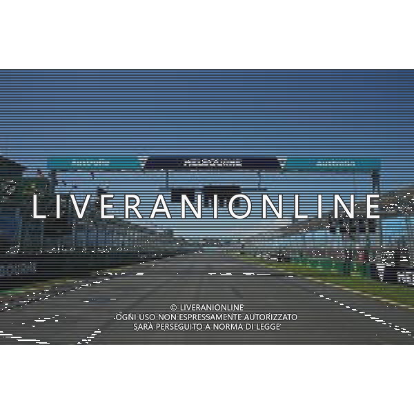 The start finish straight. 11.03.2020. Formula 1 World Championship, Rd 1, Australian Grand Prix, Albert Park, Melbourne, Australia, Preparation Day. AG ALDO LIVERANI SAS-ONLY ITALY