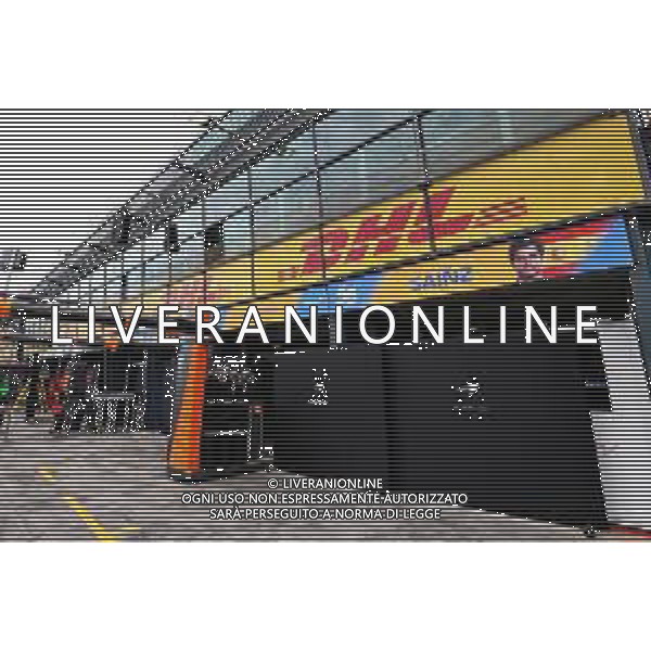 McLaren pit garages. 13.03.2020. Formula 1 World Championship, Rd 1, Australian Grand Prix, Albert Park, Melbourne, Australia, Practice Day. AG ALDO LIVERANI SAS-ONLY ITALY