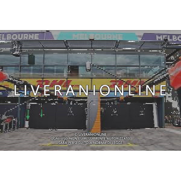 McLaren pit garages. 13.03.2020. Formula 1 World Championship, Rd 1, Australian Grand Prix, Albert Park, Melbourne, Australia, Practice Day. AG ALDO LIVERANI SAS-ONLY ITALY