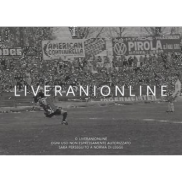 08-01-1984 MONZA-CAMPIONATO DI CALCIO SERIE B MONZA PISTOIESE 1-0 NELLA FOTO AZIONE DI GIOCO AG ALDO LIVERANI SAS