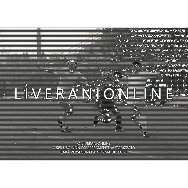 08-01-1984 MONZA-CAMPIONATO DI CALCIO SERIE B MONZA PISTOIESE 1-0 NELLA FOTO MAURIZIO BOLIS-ALESSIO TENDI ---- AG ALDO LIVERANI SAS