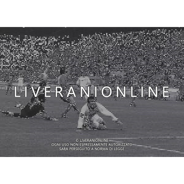 19-04-1995 MILANO SEMIFINALE DI CHAMPIONS LEAGUE MILAN PARIS SANT GERMAIN 2-0 NELLA FOTO GOAL DEJAN SAVICEVIC AG ALDO LIVERANI SAS