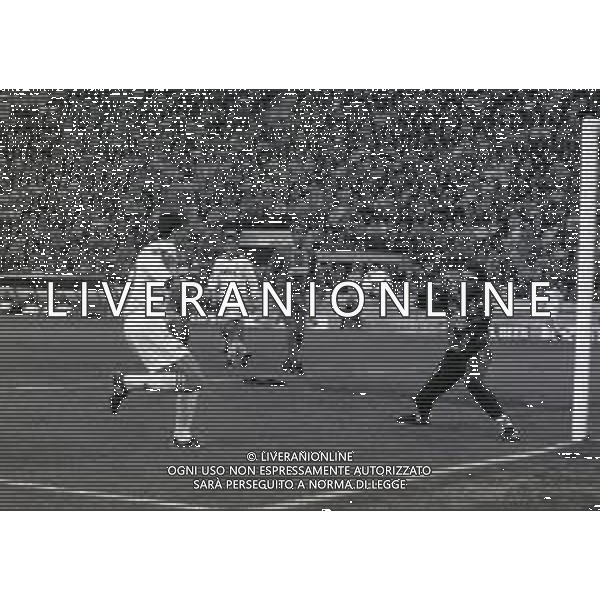 19-04-1995 MILANO SEMIFINALE DI CHAMPIONS LEAGUE MILAN PARIS SANT GERMAIN 2-0 NELLA FOTO AZIONE DI GIOCO AG ALDO LIVERANI SAS