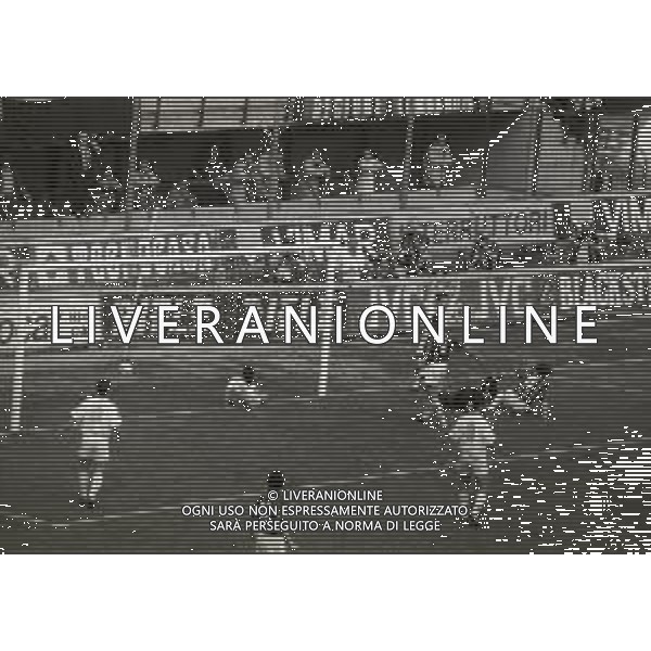 07-05-1995 MILANO CAMPIONATO DI CALCIO SERIE A MILAN FOGGIA 3-0 NELLA FOTO GOAL ALESSANDRO COSTACURTA AG ALDO LIVERANI SAS